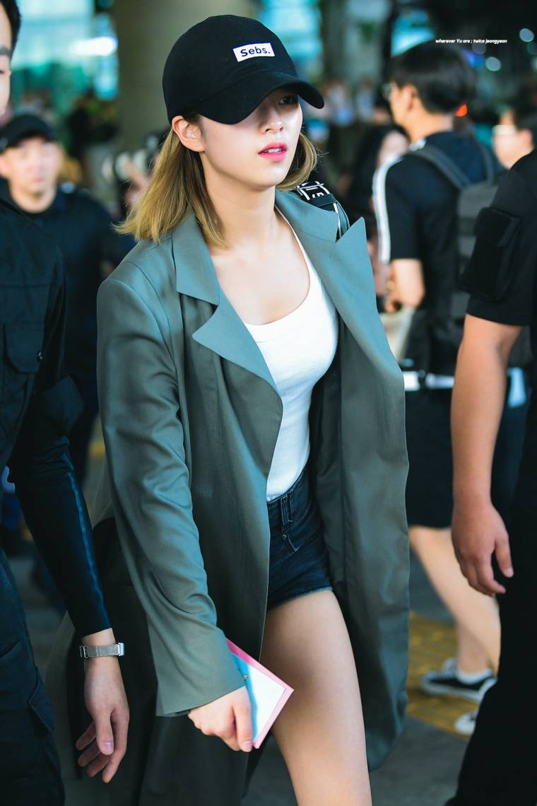 a8da708c011f37538af64d13b744dceb_naGWokPJGhPowYcXpK4bHyMw6Avk.jpg